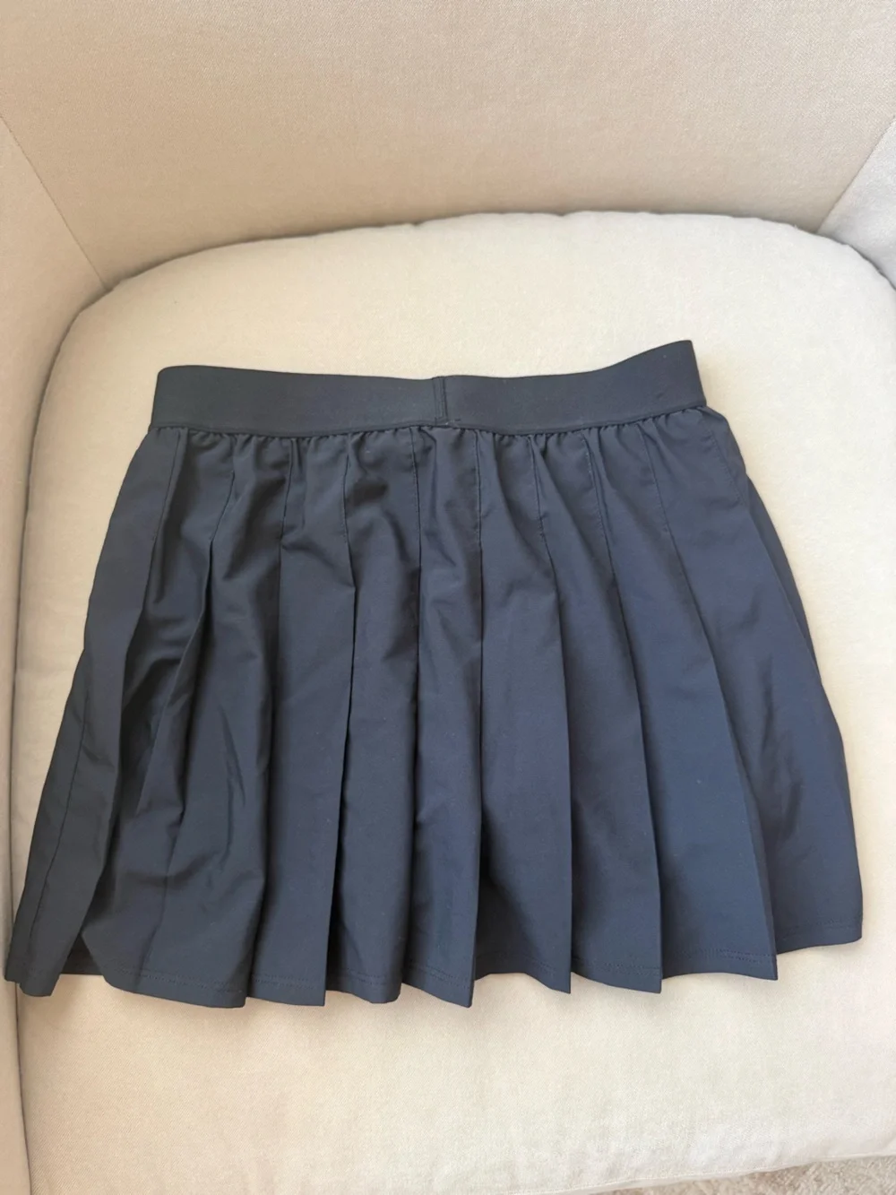 *LIKE NEW* Alo Varsity Tennis Skirt Black Size XS